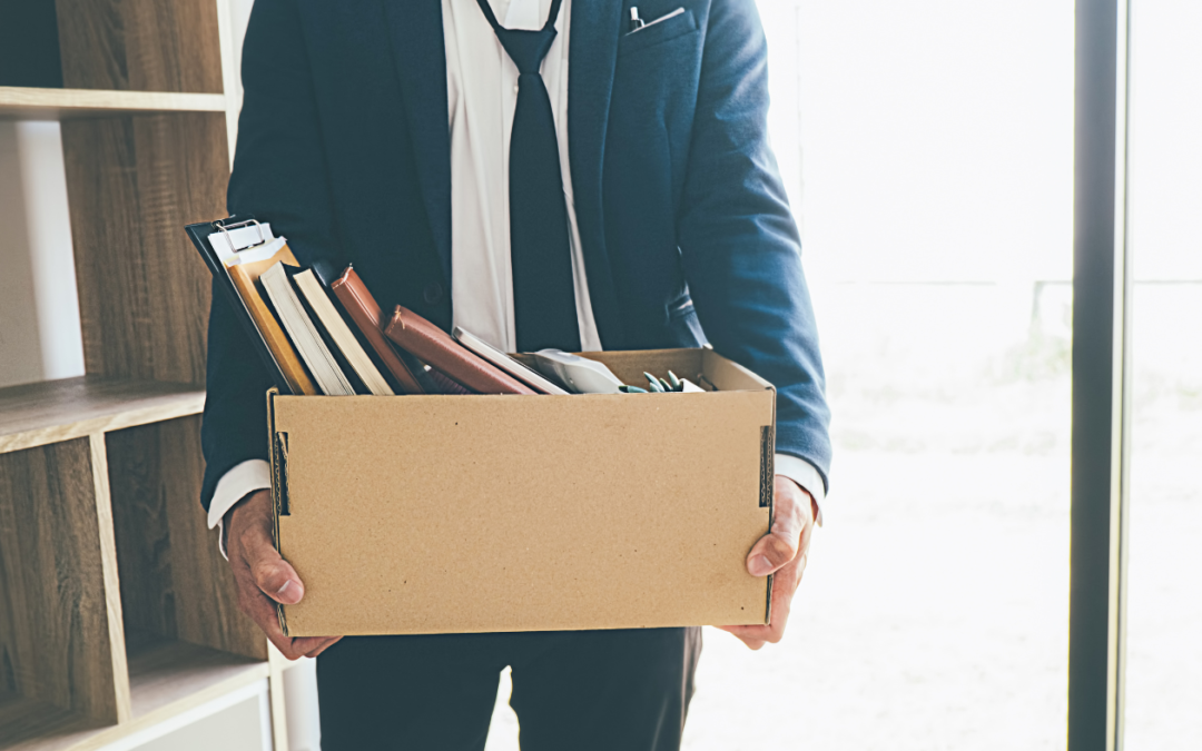 Understanding the Enforceability of Termination Clauses: A Comparative Analysis of BC and Ontario Approaches